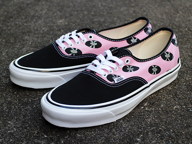 VANS VAULT OG AUTHENTIC LX “WACKO MARIA” PINK RECORDS01