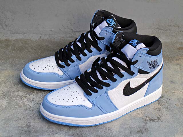 AIR JORDAN 1 RETRO HIGH OG “UNIVERSITY BLUE/BLACK”01