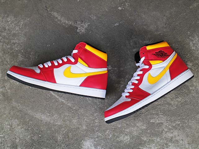 AIR JORDAN 1 RETRO HIGH OG “LIGHT FUSION RED”01