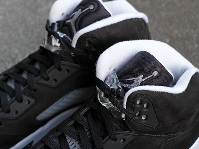 AIR JORDAN 5 RETRO “MOONLIGHT”01