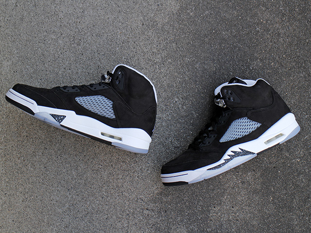 AIR JORDAN 5 RETRO “MOONLIGHT”01