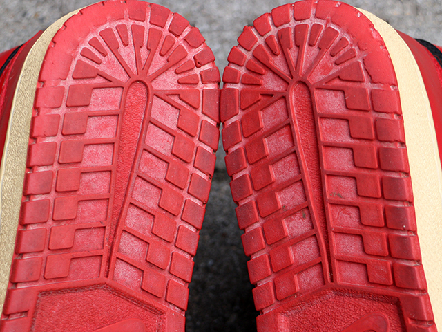 AIR JORDAN 1 ORIGINAL “BRED”01