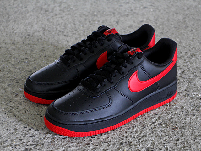 AIR FORCE 1 07 “BRED”01
