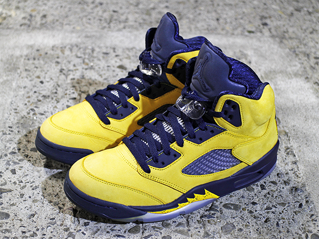 AIR JORDAN 5 RETRO SE “MICHIGAN”01