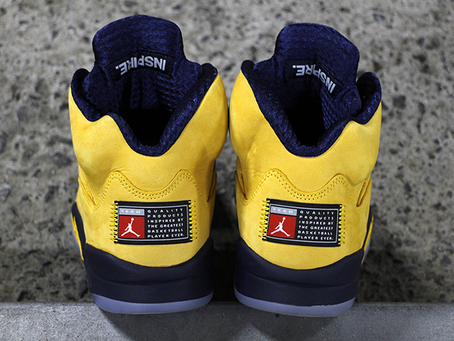 AIR JORDAN 5 RETRO SE “MICHIGAN”01