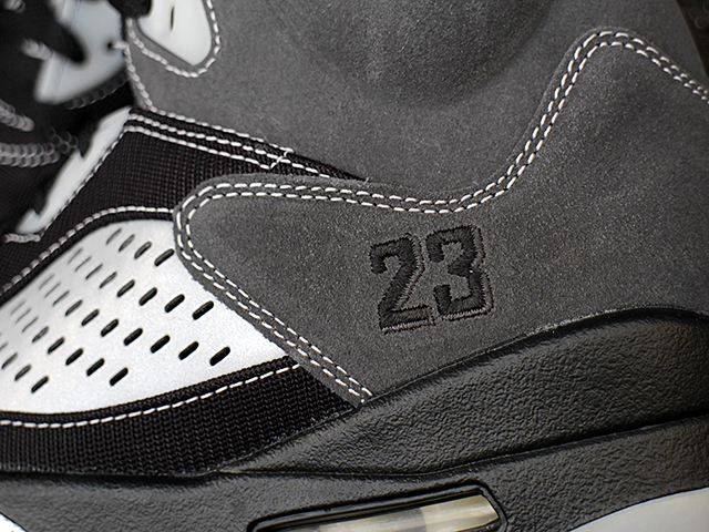 AIR JORDAN 5 RETRO “ANTHRACITE #23”01