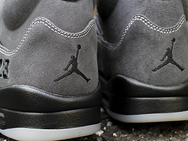 AIR JORDAN 5 RETRO “ANTHRACITE #23”01
