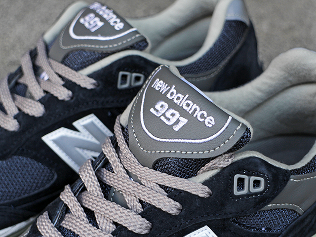 M991NV “NAVY” MADE IN ENGLAND01