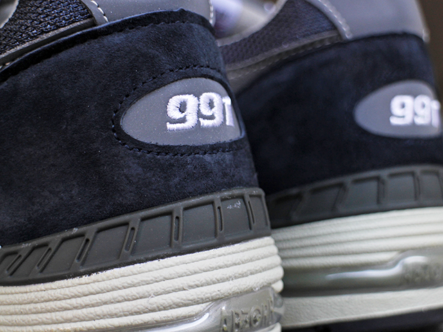 M991NV “NAVY” MADE IN ENGLAND01