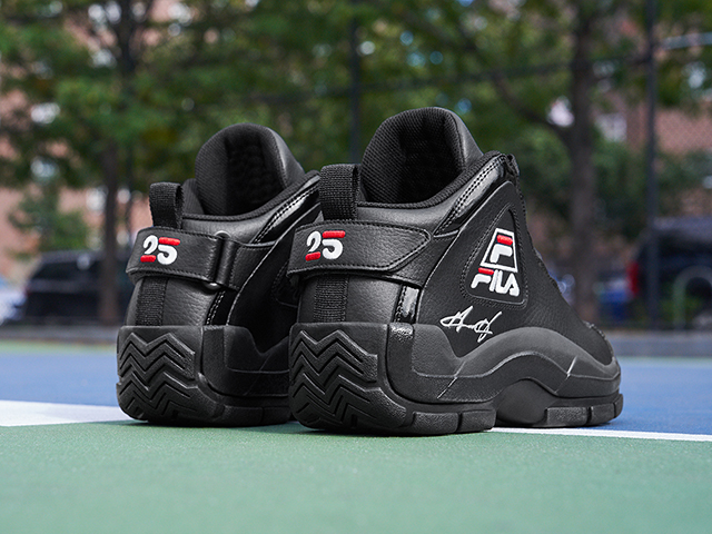 FILA GRANT HILL 2″25TH ANNIVERSARY” LIMITED EDITION01
