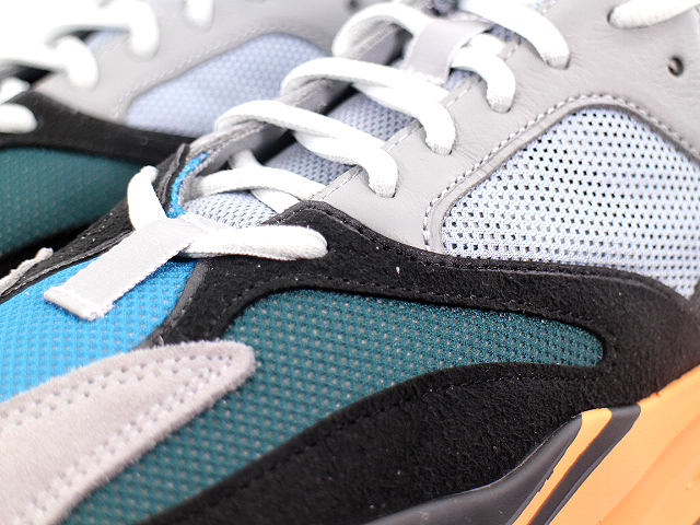 YEEZY BOOST 700 GW0296 - 5