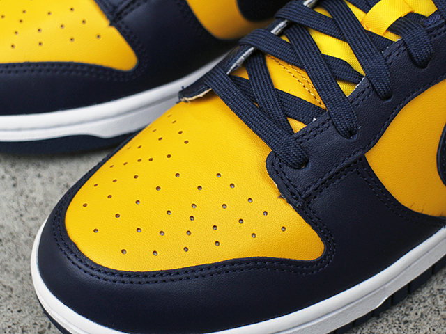 DUNK LOW RETRO “MICHIGAN 2021”01