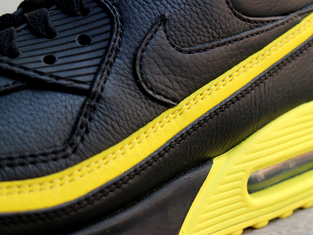AIR MAX 90 “UNDFTD” YELLOW01