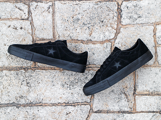 CONS ONE STAR PRO OX “TRIPLE BLACK”01