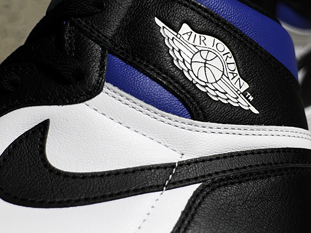 AIR JORDAN 1 RETRO HIGH OG “BLACK TOE ROYAL”01
