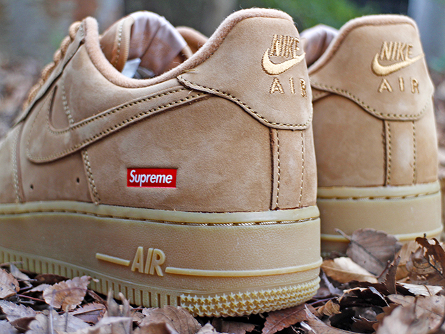 AIR FORCE 1 LOW “SUPREME” FLAX01