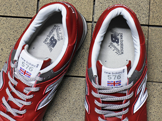 M576 RED MADE IN ENGLAND01