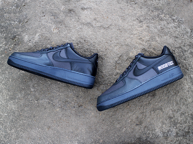 AIR FORCE 1 “GORE-TEX” ANTHRACITE/BLACK01