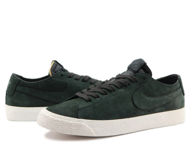 SB ZOOM BLAZER LOW DECON AA4274-002 - 1