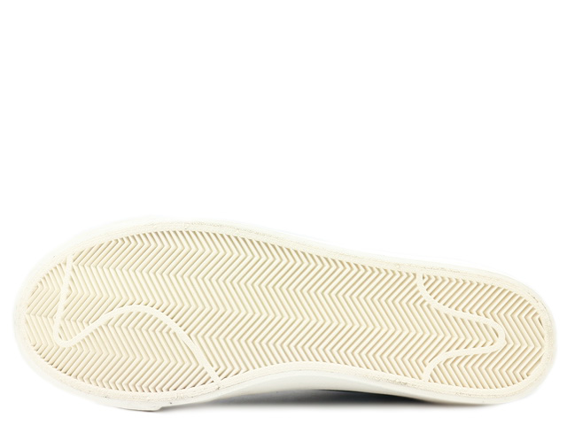 SB ZOOM BLAZER LOW XT QS AQ3499-411 - 4