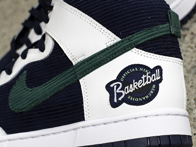 DUNK HIGH PREMIUM EMBEDDED”OFFICIAL NIKE BASKETBALL MERCHANDISE”01