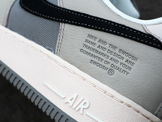AIR FORCE 1 GORE-TEX “MOON FOSSIL”01