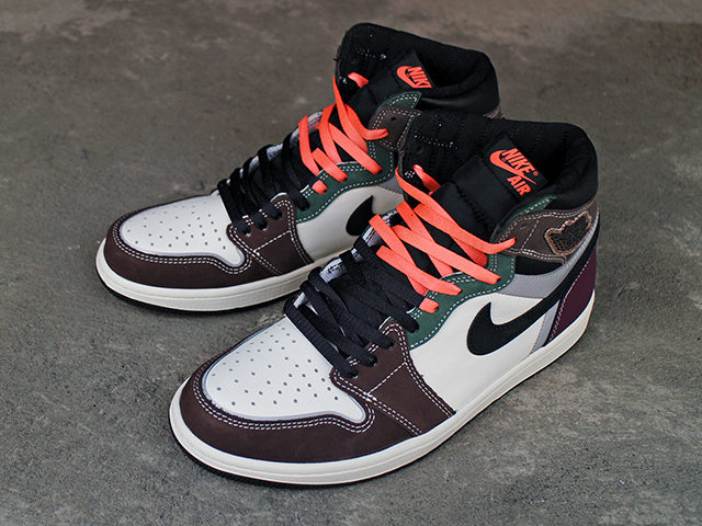AIR JORDAN 1 RETRO HIGH OG “CRAFTED”01