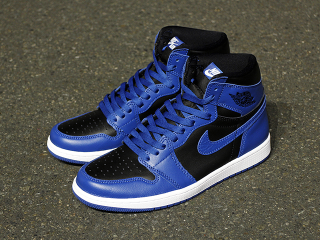 AIR JORDAN 1 RETRO HIGH OG “DARK MARINA BLUE”01
