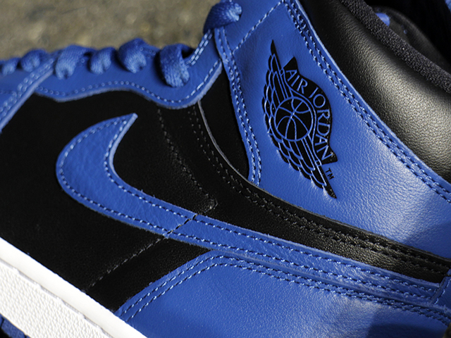 AIR JORDAN 1 RETRO HIGH OG “DARK MARINA BLUE”01