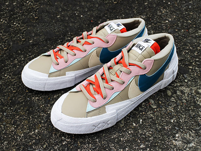 BLAZER LOW “SACAI x KAWS” BRIGHT SPRUCE01