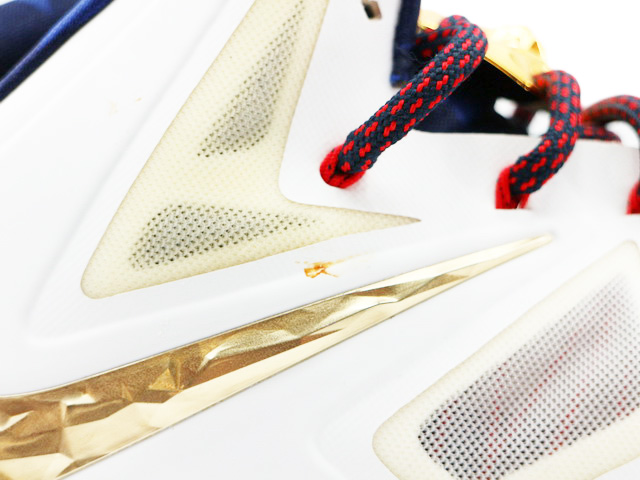 LEBRON 10+ SPORT PACK WITH NIKE+ 542244-100 - 7