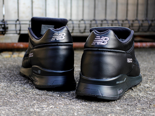 M1500TK BLACK MADE IN ENGLAND01