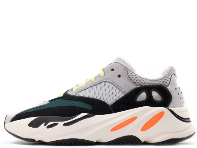 【超値下げ】YEEZY BOOST 700【28cm】