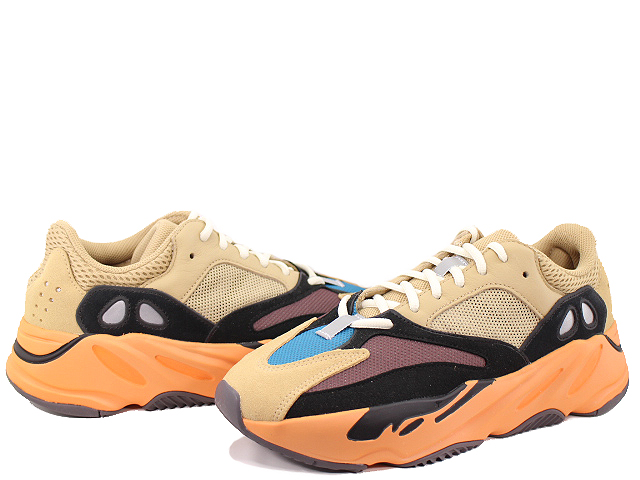 YEEZY BOOST 700 GW0297 - 1