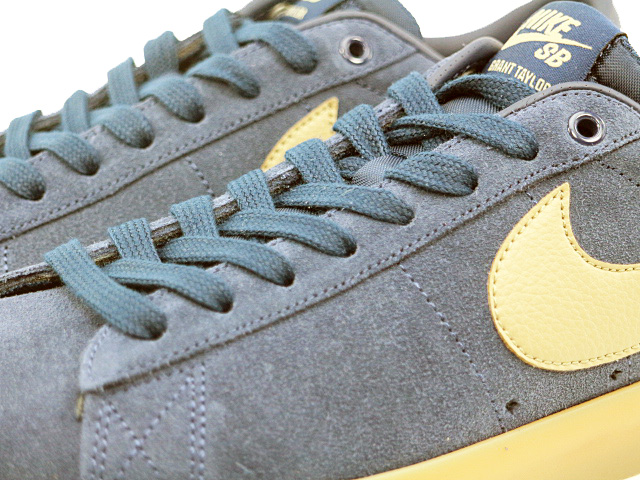 SB ZOOM BLAZER LOW GT 704939-403 - 5