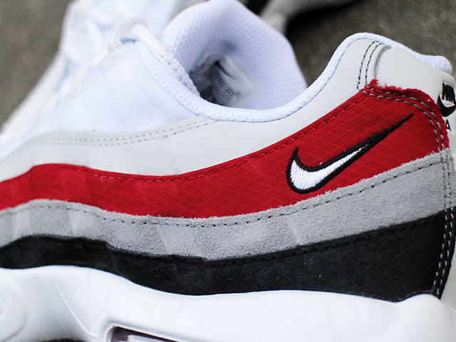 AIR MAX 95 ESSENTIAL VARSITY RED-PARTICLE GREY01