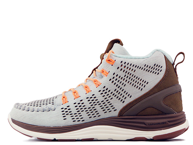 LUNAR CHENCHUKKA QS 553553-320