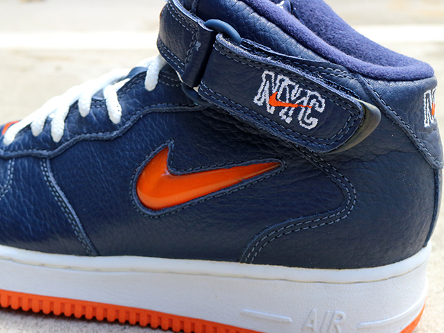AIR FORCE 1 MID SC “NYC” MIDNIGHT NAVY/SAFETY ORANGE01