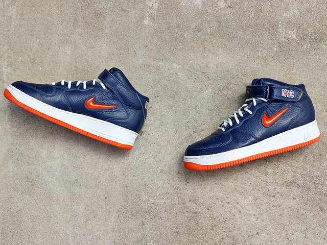 AIR FORCE 1 MID SC “NYC” MIDNIGHT NAVY/SAFETY ORANGE01