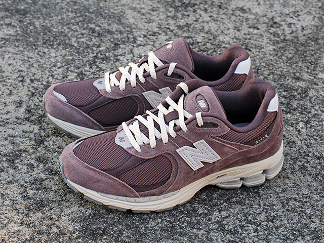 NEW BALANCE M2002 RHD BLACK FIG01
