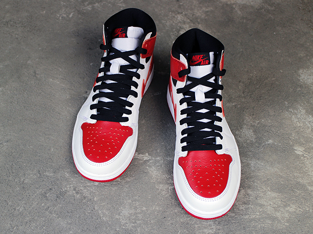 AIR JORDAN 1 RETRO HIGH OG “HERITAGE”01