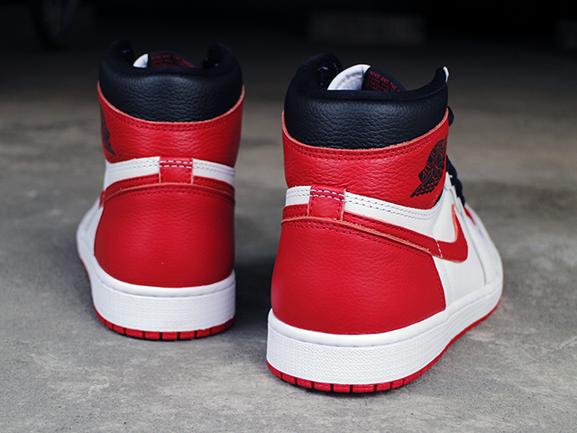 AIR JORDAN 1 RETRO HIGH OG “HERITAGE”01