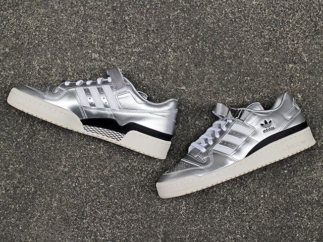 ADIDAS FORUM 84 LOW SILVER METALLIC01