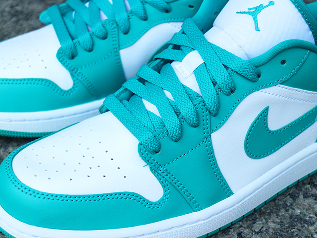 WMNS AIR JORDAN 1 LOW “NEW EMERALD”01