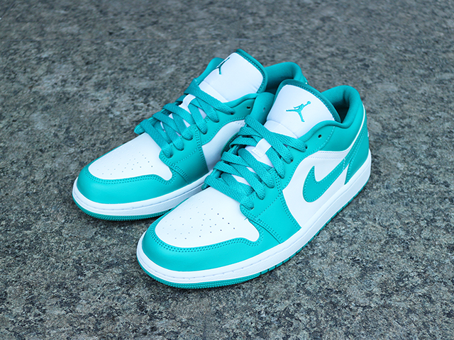 WMNS AIR JORDAN 1 LOW “NEW EMERALD”01