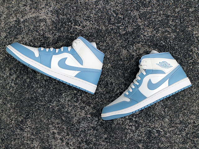 WMNS AIR JORDAN 1 MID “WHITE/UNIVERSITY BLUE”01