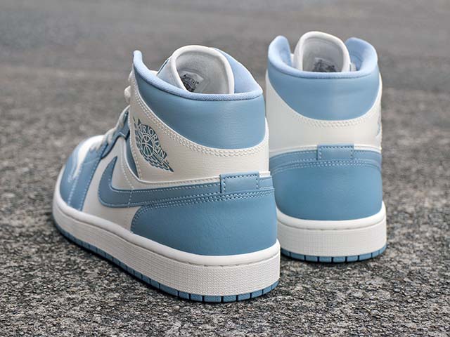 WMNS AIR JORDAN 1 MID “WHITE/UNIVERSITY BLUE”01