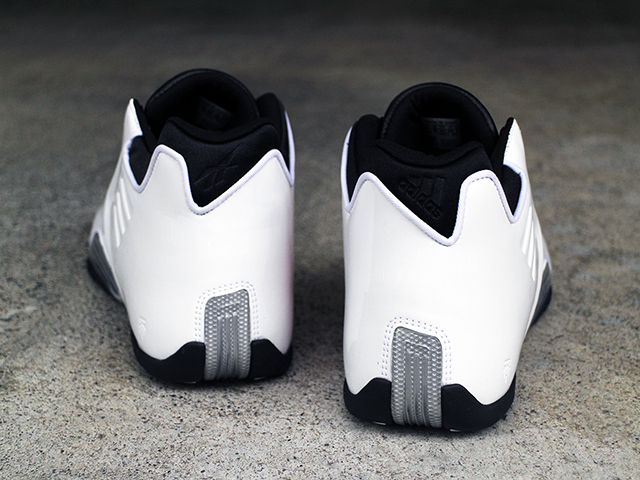 ADIDAS T-MAC 3 RESTOMOD “T-MAC&AI”01