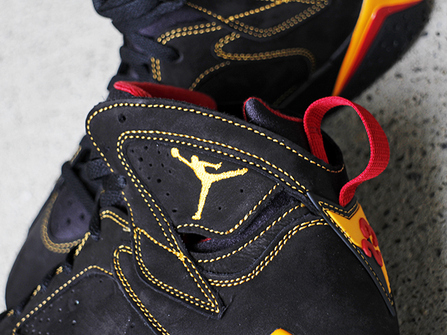 AIR JORDAN 7 RETRO “BLACK/CITRUS”01