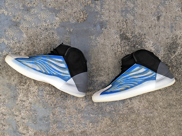 YEEZY QNTM “FROZEN BLUE”01